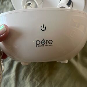 White Humidifier – Compact Ultrasonic Air Moisturizer